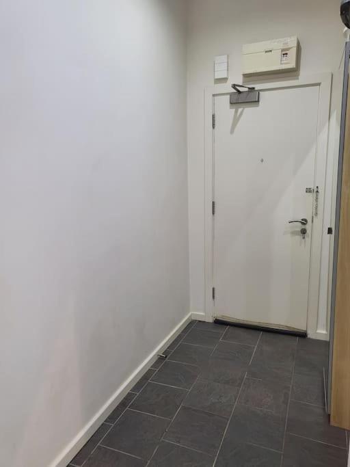 Lovely Spacious Studio Flat In City Centre. Birmingham Eksteriør billede